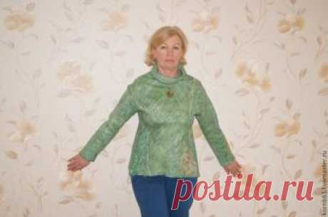 Sweater, Coogi Sweater, Mohair Sweater, Sweater for Women, Fleece Pullover, Pachen Pullover, Ugly Sweater, Felted, Shrug, Pullover,  Jumper Sweater, Coogi Sweater, Mohair Sweater, Sweater for Women, Fleece Pullover, Pachen Pullover, Ugly Sweater, Felted, Shrug, Pullover, Jumper, Sweatshirt, Cozy Sweater.  The sweater was felted in the technique of weaving , only 100 grams Merino colours Brazil and a lot of silk