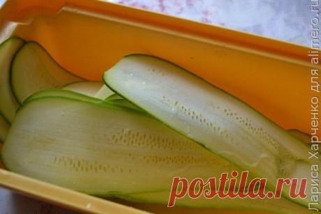 Запеченные рулетики из цуккини