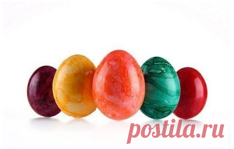 Как сделать пасхальные яйца красными, коричневыми, желтыми и зелеными