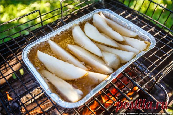 Холостяцкий ужин. Суперлегкий и мегавкусный десерт на мангале для пикника