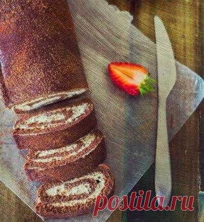 Кэробовый рулет.