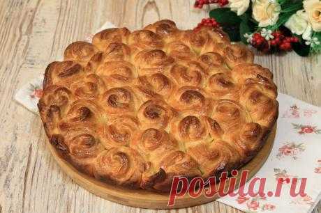 Очень вкусный творожный "Булочный" пирог: как говорят, просто тает во рту Сегодня готовлю "Булочный" творожный пирог... Пирог делается отдельными сегментами-цветочками, поэтому и "булочный". Его даже нарезать как бы нет надобности, просто можно отламывать по одному кусочку. Пирог очень вкусный, нежный, абсолютно не сухой... И, делается