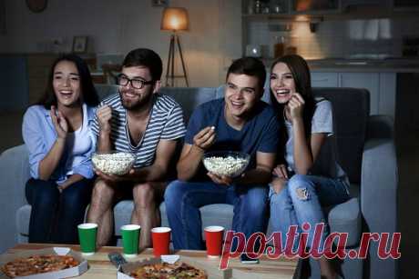 Каждый знает о том, что именно зарубежные сериалы уже покорили сердца зрителей всего мира. Развивающийся и современный портал «LORDSERIAL» предлагает всем поклонникам кинематографии невероятную коллекцию сериалов в самых разных жанрах, среди которых любой киноман сможет найти приглянувшийся контент. За счет предлагаемых сериалов можно отвлечься от рутины и провести время в незабываемых эмоциях.