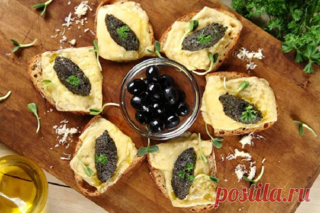 Сырные бутерброды с тапенадой из оливок – пошаговый рецепт с фото.