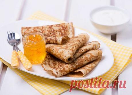 Постные блины на соде 
Ингредиенты:Мука пшеничная — 200 грМука гречневая — 200 грВода — 500 млСода — 1/2 ч.л.Лимонная кислота — 1/4 ч.л.Соль — 1/4 ч.л.Растительное масло — для жарки
Рецепт приготовления постных блинов на с…