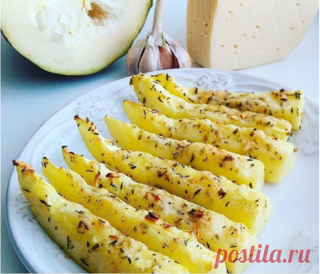 Запеченный кабачок с сыром⠀
