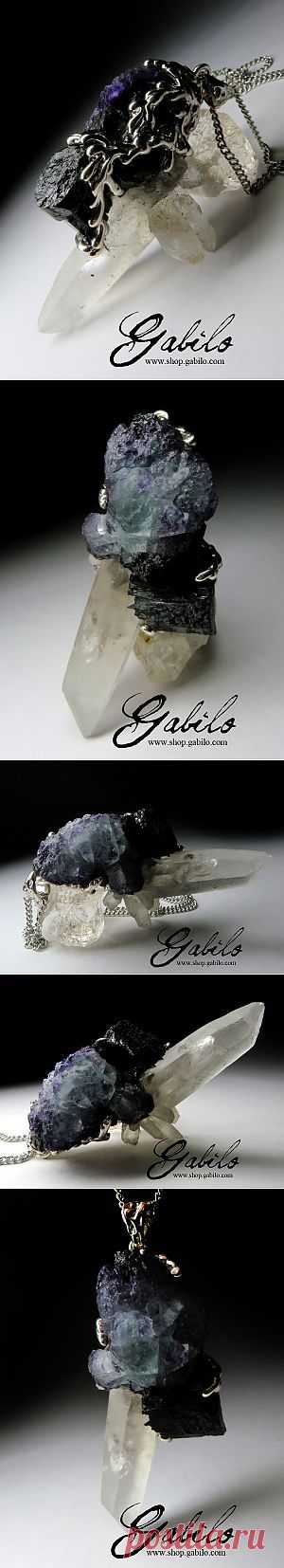 Кулон со сростком горного хрусталя, шерла и флюорита