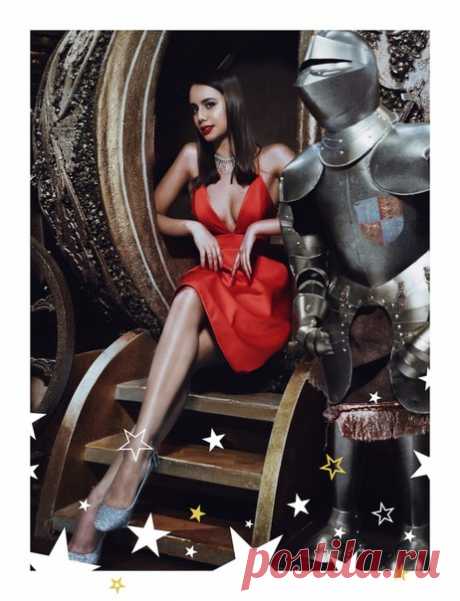 Новогодние открытки Glamour: поздравление от Маргариты Мамун. К нашему праздничному проекту с журналом Glamour присоединилась олимпийская чемпионка по художественной гимнастике Маргарита Мамун и поздравила всех читателей с наступающим Новым Годом! #HM