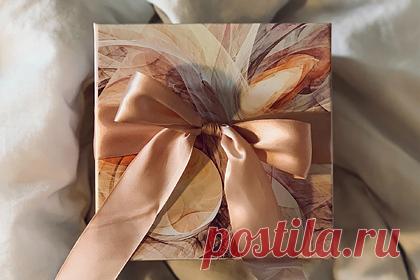 Падчерица вручила мачехе неожиданный подарок и была наказана. На Reddit появилась история мужчины о том, как он наказал дочь-подростка за ее подарок мачехе. Автор отметил, что девушка подарила его жене, которая ранее перенесла рак груди, нижнее белье. Мужчина счел, что дочь пыталась обидеть его партнершу и посмеяться над ее болезнью.