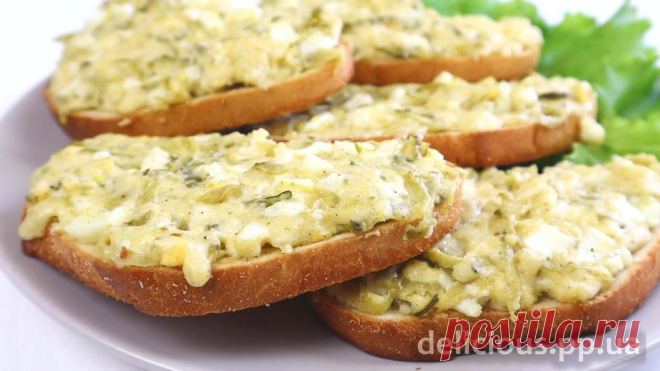 Горячие Бутерброды с сыром, яйцом и огурцом. Все мы иногда ищем что-то простое, недорогое и в то же время необыкновенно вкусное для быстрого перекуса. И что может быть лучше, чем горячие бутерброды,