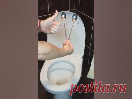 #полезныесоветы #советы #лайфхак #shortsvideo #lifehack Мои дорогие, в своем новом видео метод"ДВУХ ЛОЖЕК" очистить унитаз от желтизны и налета 👍НЕВЕРОЯТНАЯ...