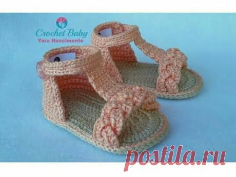 Sandálinha DUDA de Crochê - Tamanho 09 cm - Crochet Baby Yara Nascimento