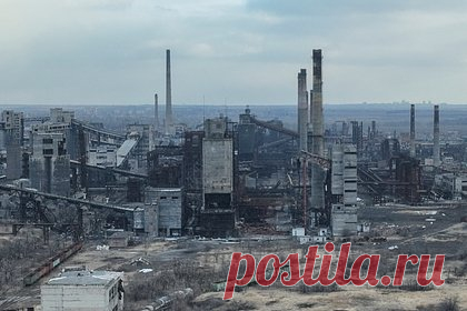 В ДНР сообщили о случаях добивания ВСУ неспособных покинуть Авдеевку наемников. Бойцы Вооруженных сил Украины добивали иностранных наемников, неспособных самостоятельно покинуть Авдеевку, рассказал советник главы Донецкой народной республики Игорь Кимаковский. По его словам, тела были обнаружены в направлении населенного пункта Ласточкино, что исключает вероятность гибели в бою.