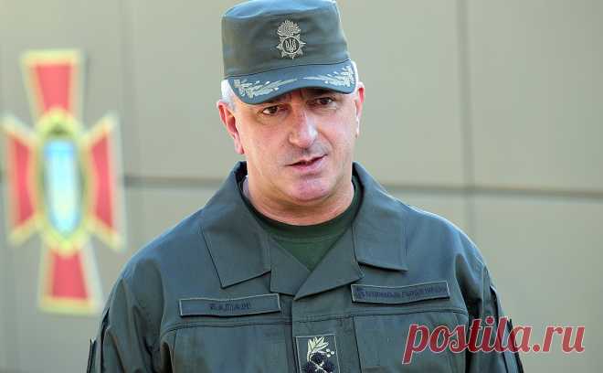 Командующий Нацгвардией подал в отставку после расстрела караула в Днепре. Командующий Нацгвардией Украины Николай Балан отстранил командование полка, в котором гвардеец расстрелял пятерых сослуживцев, и сам подал в отставку, о чем объявил на брифинге, сообщают украинские «Вести».