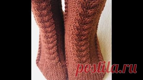 Носки с косой на двух спицах/Socks with a scythe on two needles. Easy knitting