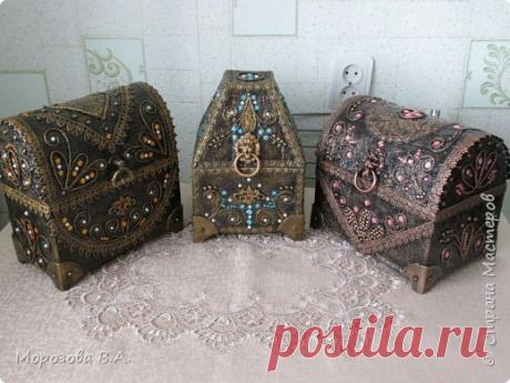 Сундуки, ларец.