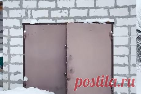Опубликовано новое видео из бункера-убежища нижегородского насильника. Следствие опубликовало новое видео из бункера-убежища, в котором нижегородец девять дней держал и насиловал пленницу. На кадрах видно внутреннее обустройство подвала-бункера под гаражом: обитые звукоизолятором стены, кухня и кухонная утварь, кровать, телевизор и другая бытовая техника.