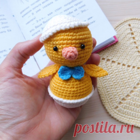 Цыплёнок Малютка амигуруми. Схемы и описания для вязания игрушек крючком! Бесплатный мастер-класс от Светланы Болотовой по вязанию цыплёнка Малютки крючком. Высота вязаной игрушки примерно 10-11 см. Для изготовления такой ма…