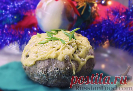Рецепт: Свинина, фаршированная грибами, куриным филе и сыром на RussianFood.com
