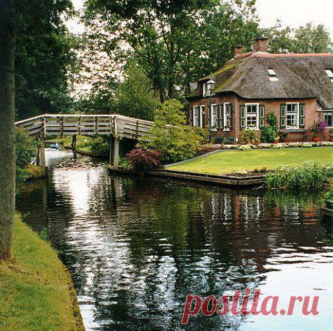 МИР ПЛАТНЫХ СМАЙЛОВ