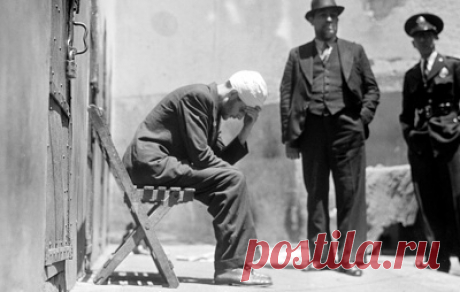 Джеймс Бонд с ледорубом. 110 лет со дня рождения Рамона Меркадера. Алексей Волынец — о Герое Советского Союза и убийце Троцкого