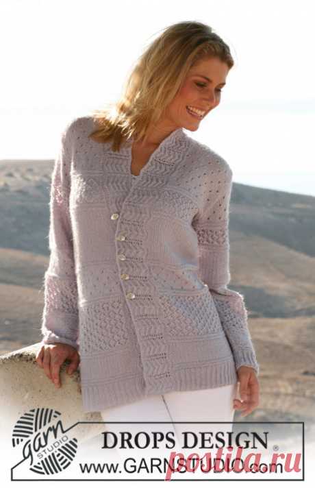 ЖАКЕТ С ПОЛОСАМИ РЕЛЬЕФНЫХ УЗОРОВ.