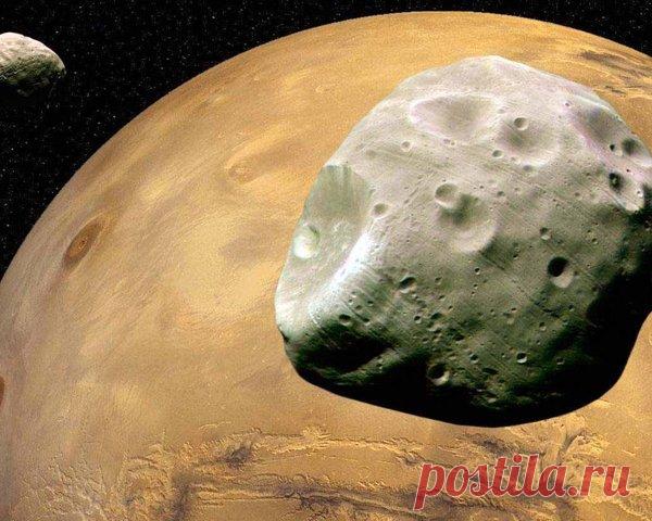 Фобос-это один из самых загадочных объектов в нашем ближайшем космосе. Формально - это спутник Марса, который имеет размеры 27 на 21 и на 18 километров. Это относительно небольшое небесное тело, но оно во многих отношениях уникально.