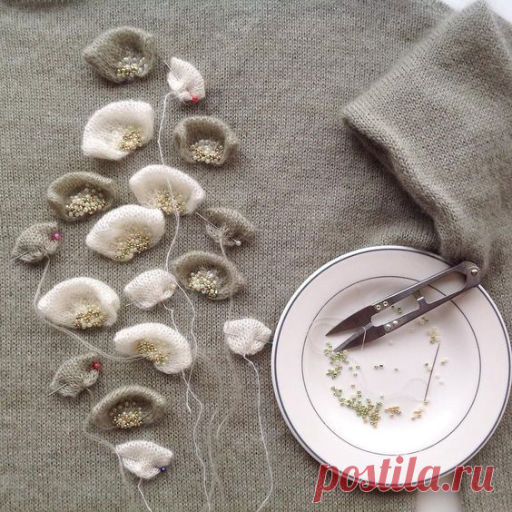 614 Likes, 25 Comments - Вязание Knitwear By Art Anna (@by_art_anna) on Instagram: “Распускаются ” | вяжу | Embroidery, Hand embroidery and Fabric …