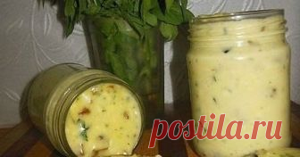 Домашний плавленый сыр с шампиньонами - нереальная вкуснятина Домашний плавленый сыр с шампиньонами - нереальная вкуснятина. Плавленый сыр с грибами. О пользе любых сортов сыра говорить уже бессмысленно – все и так знают, что сыры – богатейшие источники фосфора и кальция. Сегодня все рачительные кулинары стремятся лишь к тому, чтобы сыр на нашем столе действительно был натуральным и полностью соответствовал тому, что написано на его упаковке. Если вы всё же не доверяете об...
