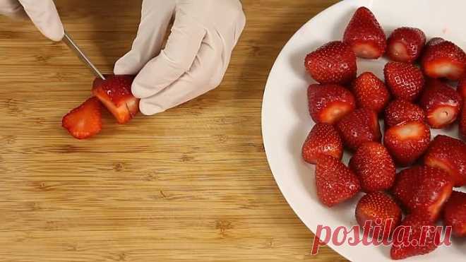 ХОЧЕТСЯ ЕЩЕ И ЕЩЕ КУСОЧЕК!!!! Пирог с Творогом и Клубникой