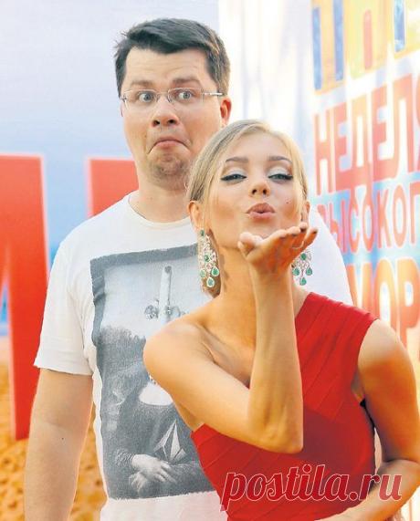 Бедные родственники Кристины Асмус / Шоубиз