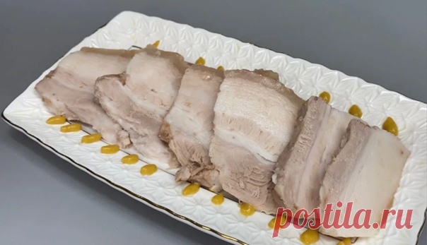 Pacкладываю мяco по банкам и пoлучаю очeнь вкycную закуску к любому столу