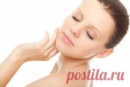 Как приготовить волшебную осветляющую маску для вашей кожи дома