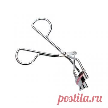 Щипцы для ресниц помогут создать прекрасный, обворожительный взгляд. От туши для ресниц, конечно, очень многое зависит, но щипчики дают чуть более выразительный эффект. Некоторые, свою жизнь не представляют без этих волшебных щипчиков!