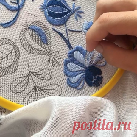 Ирина Полат в Instagram: «Процесс создания скатерти. Наша сила в нашей истории и корнях. #как_вышивать_гладью Creating a new table cloth.»