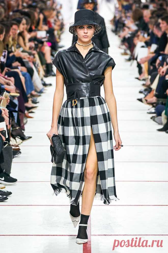 Коллекция Christian Dior осень-зима 2019-2020