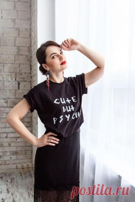 С чем носить черную футболку весной: 3 стильных лука ФОТО | Lady in Dress