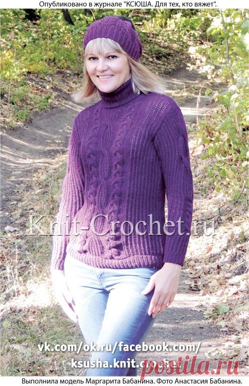 Свитер с рельефными узорами и шапочка спицами.