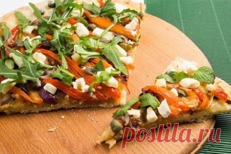 Пицца с жареным чесноком и сыром Фета, фото рецепт