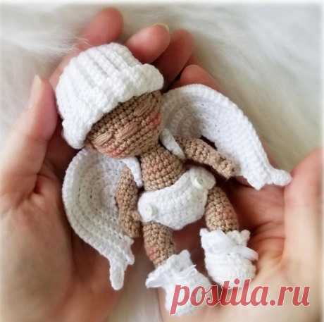 Амигуруми - игрушки с теплом и душой - наш лучший выбор !!!
............Ангелок , ПЕРЕВОД.....