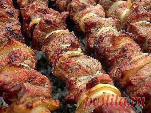 ФАНТАСТИЧЕСКИ МЯГКОЕ МЯСО НА ШАШЛЫКИ ЗА ПОЛЧАСА (3 способа).Безумно вкуснo!! Более подробно о рецепте можете узнать в источникe: шеф-повар Одноклассники, по ссылке  http://ok.ru/solnechniepozdr/topic/62639573475478 Рекомендуем посмотреть!!! Приятного аппетитa

Дорогие кулинары! Чтобы не потерять рецепт, жмите "Класс!", а потом "поделиться". Рецепт будет на вашей стене В Одноклассники. Всё ОК!