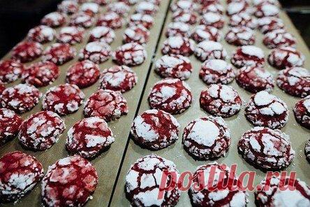 Печенье Красный бархат — яркое, ароматное и очень вкусное.