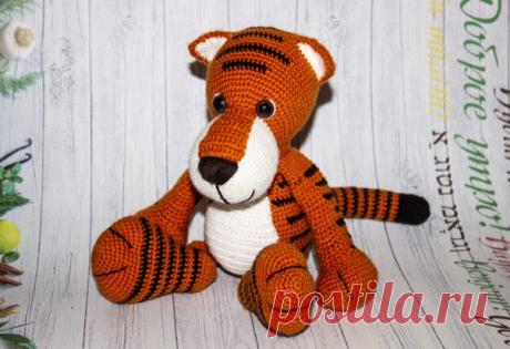 Сегодня снова познакомлю вас с одним из тигрят марафона Полосатый рейс  чудесная игрушка , станет отличным другом для вашего ребёнка и научит ррррычать , ведь это настоящий тигр 
Автор - Наталья https://vk.com/ntitula
Группа автора - https://vk.com/club187826505