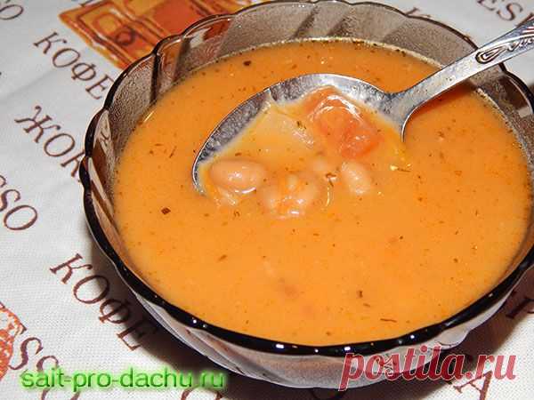 Суп с консервированной фасолью и помидорами