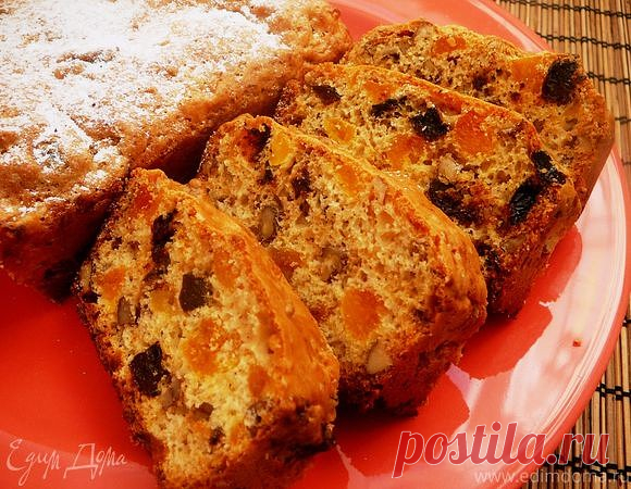 Кекс Мазурка с сухофруктами и орехами

Кекс Мазурка с сухофруктами и орехами — это ароматный десерт с насыщенным, ярким вкусом, готовится очень просто и быстро. 

Состав:
Смесь из орехов и сухофруктов — 300-400 гр.(грецкие орехи, курага, изюм, чернослив, сушеная клюква и инжир)
Яйца — 2 шт.
Сахар — 6 ст. л.
Мука — 6 ст. л.
Разрыхлитель — 1/2 ч. л. 

Приготовление:
Шаг 1: Курагу, орехи, инжир и чернослив порезать на кусочки и перемешать с остальными сухофруктами.
Шаг 2: Яйц...