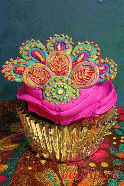Gorgeous cupcake. | Let them eat cupcakes!