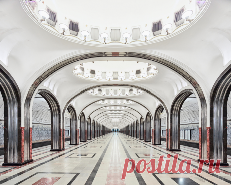 Чем поразили иностранцев фотографии пустых станций метро Москвы и Санкт-Петербурга, сделанные канадским фотографом | TOUR2GO | Яндекс Дзен