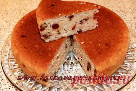 Овсяная шарлотка с изюмом в мультиварке