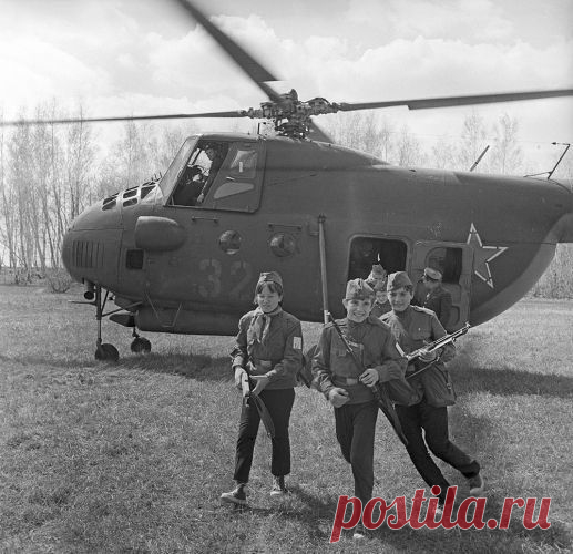 Как миллионы советских детей играли в "Зарницу" / Назад в СССР / Back in USSR