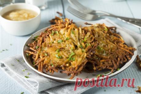 Картофельные блинчики с острым соусом - Рецепты. Кулинарные рецепты блюд с фото - рецепты салатов, первые и вторые блюда, рецепты выпечки, десерты и закуски - IVONA - bigmir)net - IVONA bigmir)net